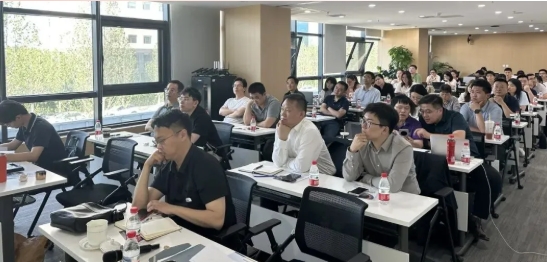 TRIZ五级大师孙永伟博士深度分享:实例揭秘创新方法,赋能企业破局 TRIZ五级大师孙永伟博士深度分享:实例揭秘创新方法,赋能企业破局